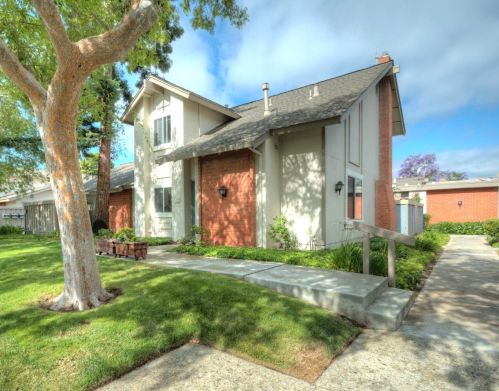 1679 New Brunswick Ave, Sunnyvale, CA 94087-4261