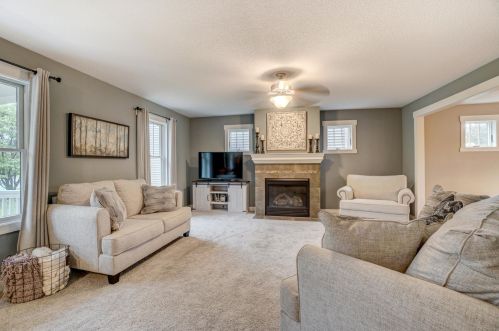 77 Tribute Ave, Hudson, WI 54016-6100