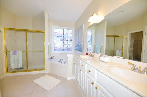 6774 Oleander Ct, Liberty Township OH  45044 exterior