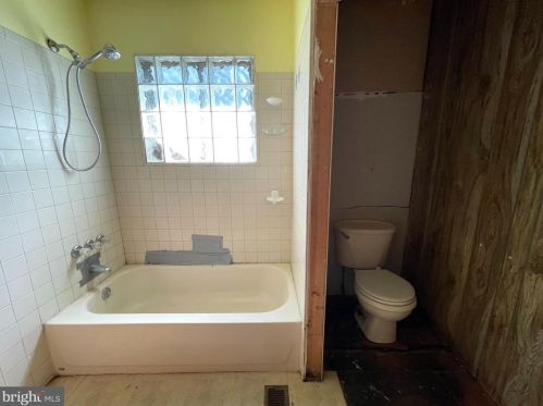 131 Clover St, Browns Mills NJ 08015-2032 exterior