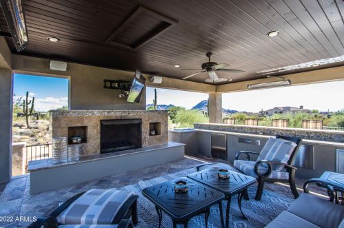 11305 Monument Dr, Scottsdale AZ 85262-3375 exterior