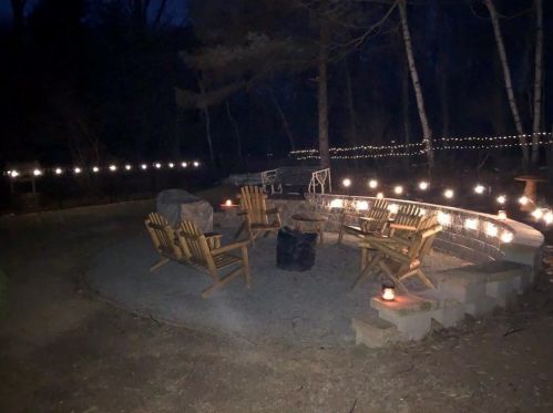 13 Stebbins Rd, Monson MA  01057-9407 exterior