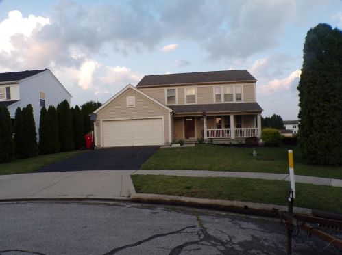 1010 Margate Cir, London, OH 43140-8671