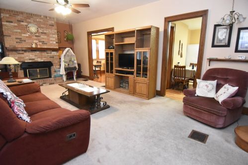 4012 Davis Ave, Whitaker PA  15120-3424 exterior