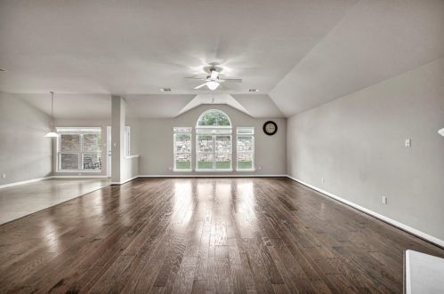 125 Monahans Dr, Georgetown TX  78628-7210 exterior