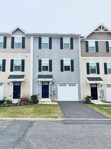 1912 Alex Rd, Easton PA  18040-5861 exterior