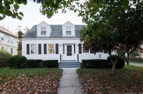 404 Main St, Wallingford, CT 06492-2275