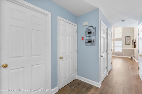 32 Picket Pl, East Freehold NJ  07728-9532 exterior