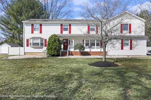 119 Heritage Dr, East Freehold, NJ 07728-3152