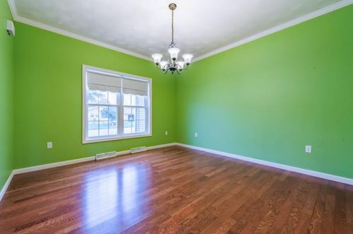 226 Tacoma Ave, Latrobe PA  15650-1237 exterior