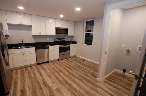 168 Smith St, West Jefferson, OH 43162-1437