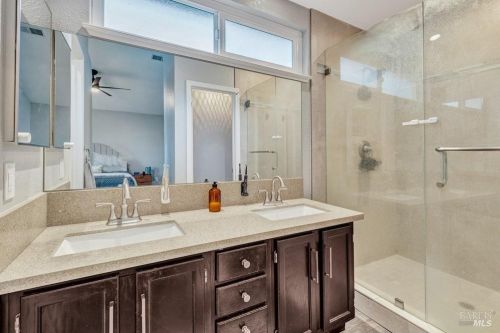 667 Poppy Cir, Vacaville CA  95687-7252 exterior