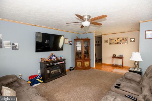 6109 Towles Mill Rd, Spotsylvania VA  22551-3227 exterior