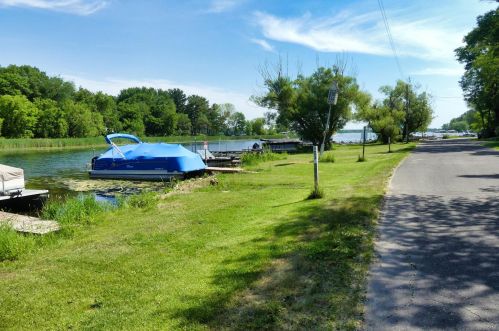 339 Cedar Rd, Lino Lakes MN  55092 exterior