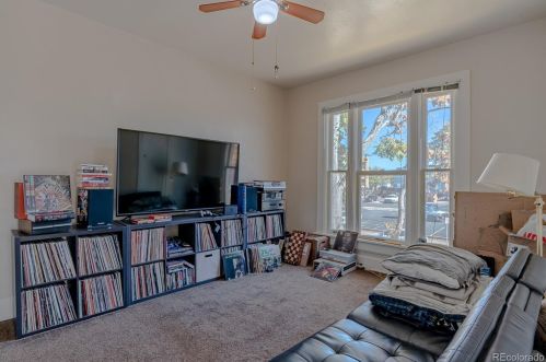 1439 Emerson St, Denver CO 80205-5128 exterior