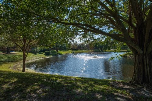 1202 12th Ln, West Palm Beach, FL 33418-3557