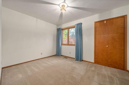 2375 Chickasaw Dr, London OH  43140-9014 exterior