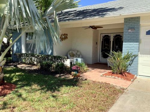11006 Sandtrap Dr, Port Richey, FL 34668-2435