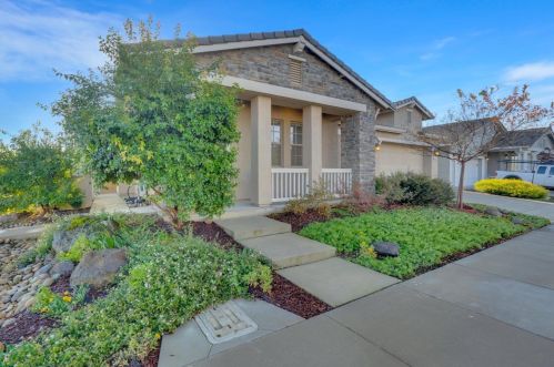 2615 Greger St, Valley Home, CA 95361-8290