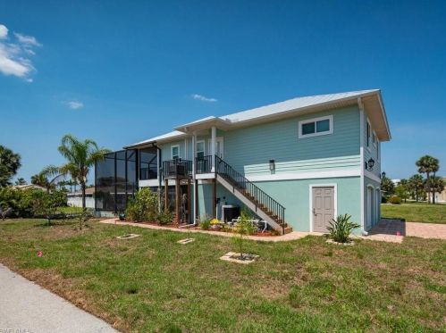 4727 Swordfish St, Bonita Springs FL  34134-7116 exterior