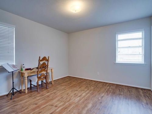 825 Crosby Ave, Fort Worth TX 76108-1006 exterior