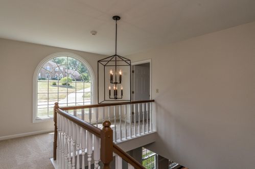 8235 Woodcreek Dr, Florence KY  41042-9119 exterior