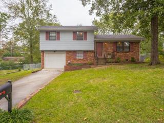 4030 Freedom Cir, College Dale, TN 37363-8587