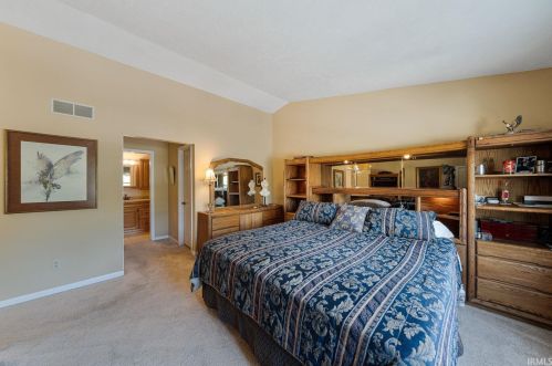 524 Rivers Edge Ct, Mishawaka IN 46544-4173 exterior