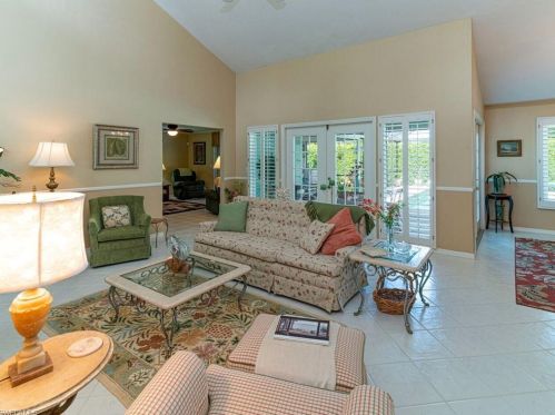 2309 Kings Lk Blvd, Naples FL  34112-5306 exterior