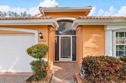12062 Aprilia Dr, Boynton Beach, FL 33437-6073