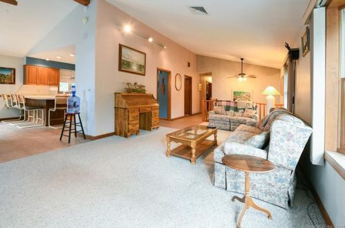 74 Watch Tower Rd, Plymouth, CT 06782-2811