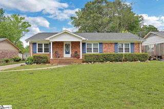 204 Forestdale Dr, Taylors SC  29687-3725 exterior