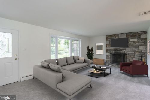 1367 Clearview Dr, Jamison, PA 18929-1149