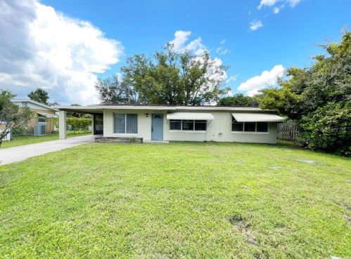 2338 Janet St, Kissimmee, FL 34741-4325