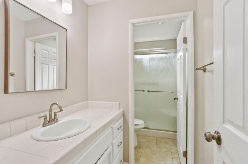 293 Crane Rd, Valley Home CA  95361-8106 exterior