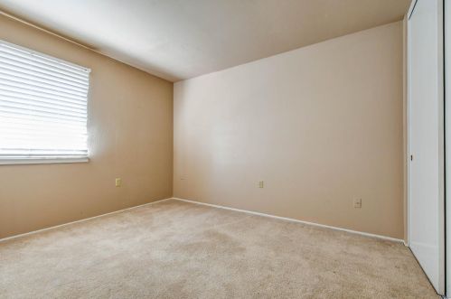 145 Rainier Cir, Vacaville CA  95687-3309 exterior