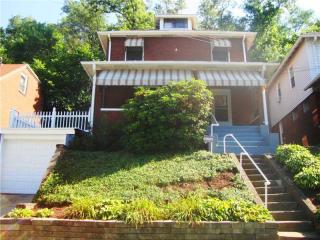 3994 Drexel Rd, Pittsburgh, PA 15212-1588