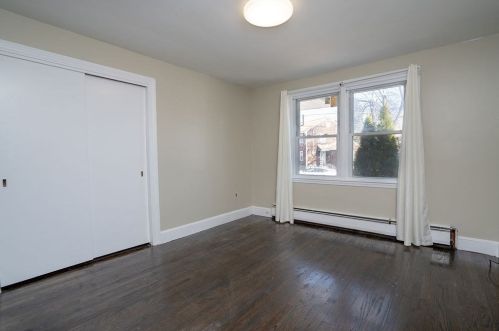 22 Tudor St, Methuen MA 01844-4417 exterior