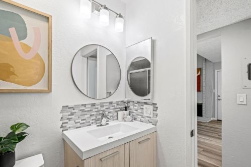 2358 Lava Dr, San Jose CA 95133-1247 exterior