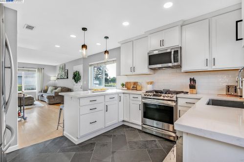 1953 Monterey Dr, Livermore CA  94551-7110 exterior