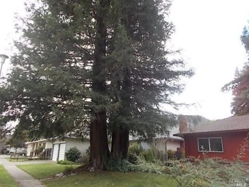 1150 Marwen Dr, Ukiah, CA 95482-5655