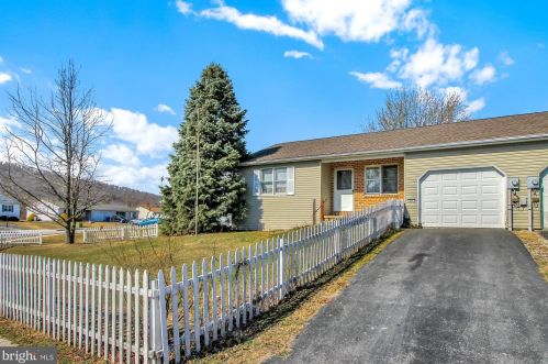 59 May Dr, Siddonsburg, PA 17019-9487