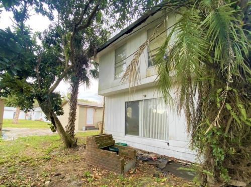 31434 Family Ct, Mount Plymouth, FL