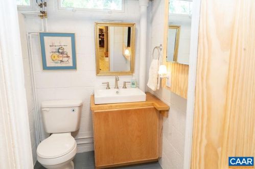 10166 Glebe Rd, Madison Mills VA  22960-2334 exterior