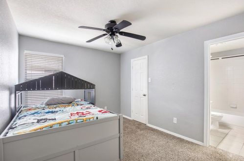 8514 Sports Haven Dr, Humble TX  77346-6000 exterior