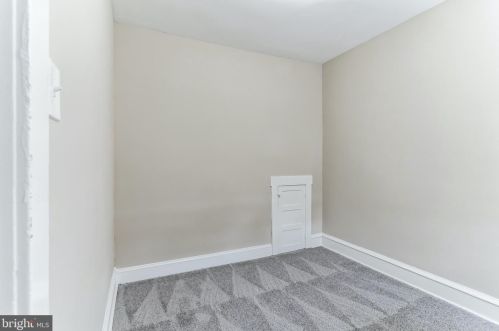 5868 Marshall St, Philadelphia PA  19120-1315 exterior