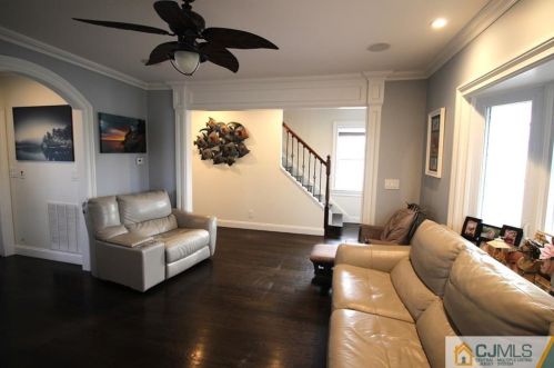1180 Rahway Ave, Avenel, NJ 07001-2117