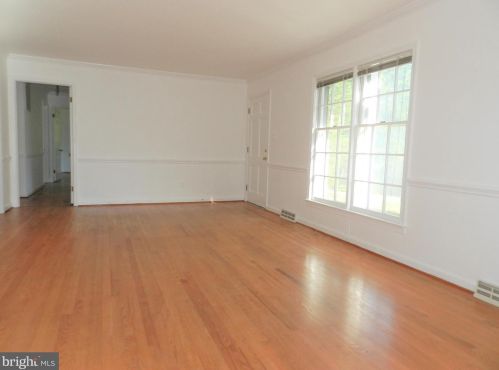 108 Wilderness Ln, Fredericksburg VA  22401-2250 exterior