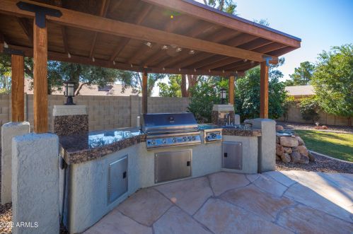 5117 Tierra Buena Ln, Scottsdale AZ  85254-1642 exterior