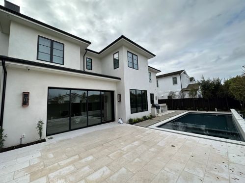 1844 Port Charles Pl, Newport Beach, CA 92660-5320